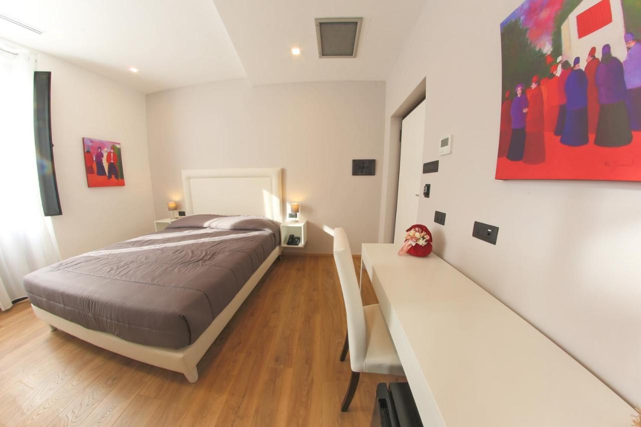 Residenze Cassoli - Lamezia Centro Ламеция-Терме Экстерьер фото